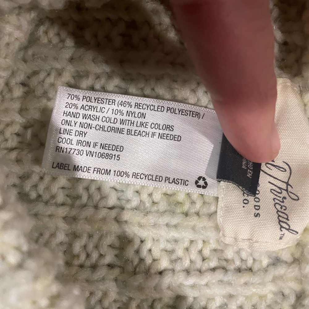 Universal Thread Pull Over Shrug Poncho Sweater, … - image 3